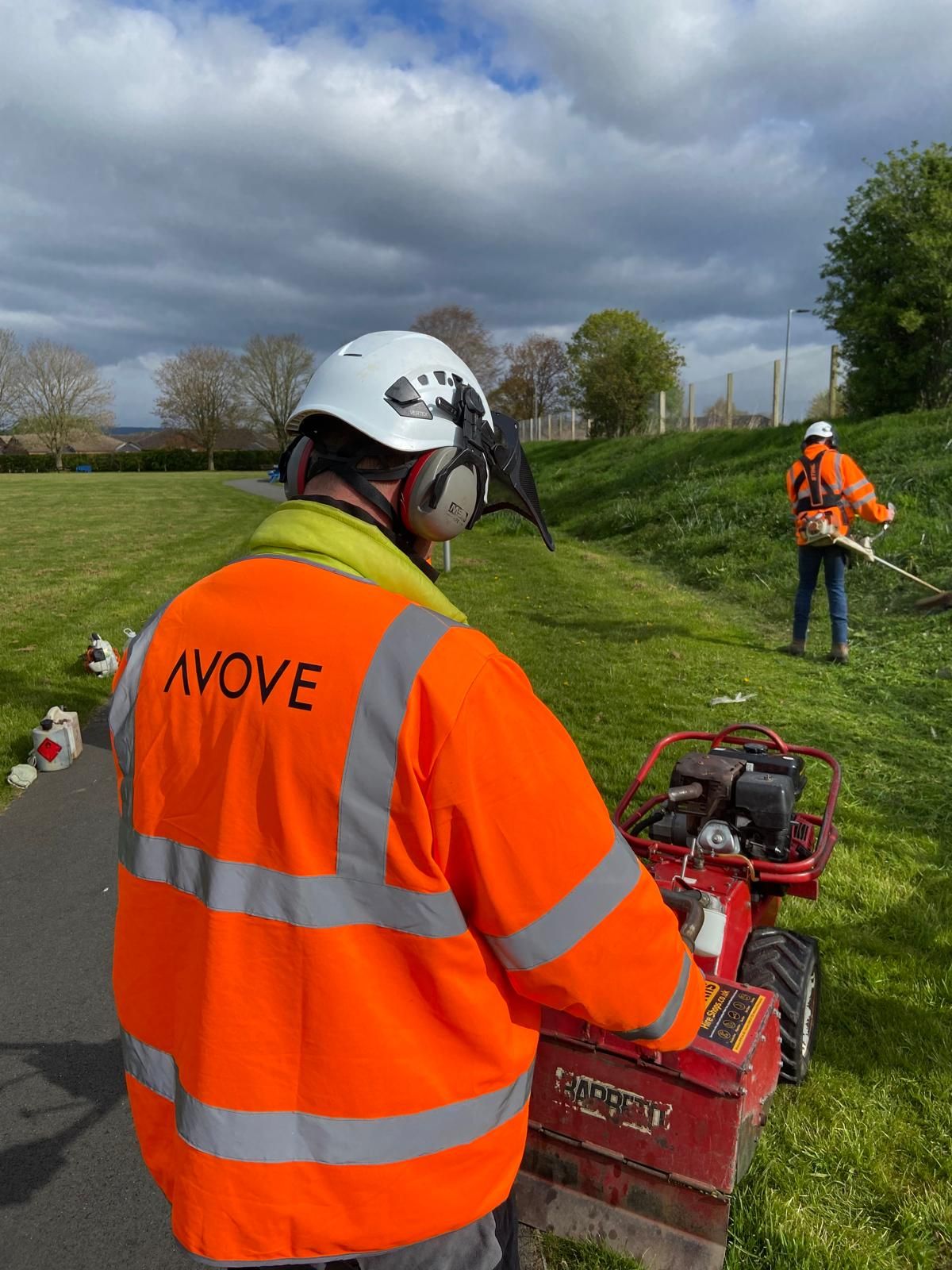 Scottish Power Energy Networks (SPEN) Vegetation Management team supports residents at Oswestry Hospital